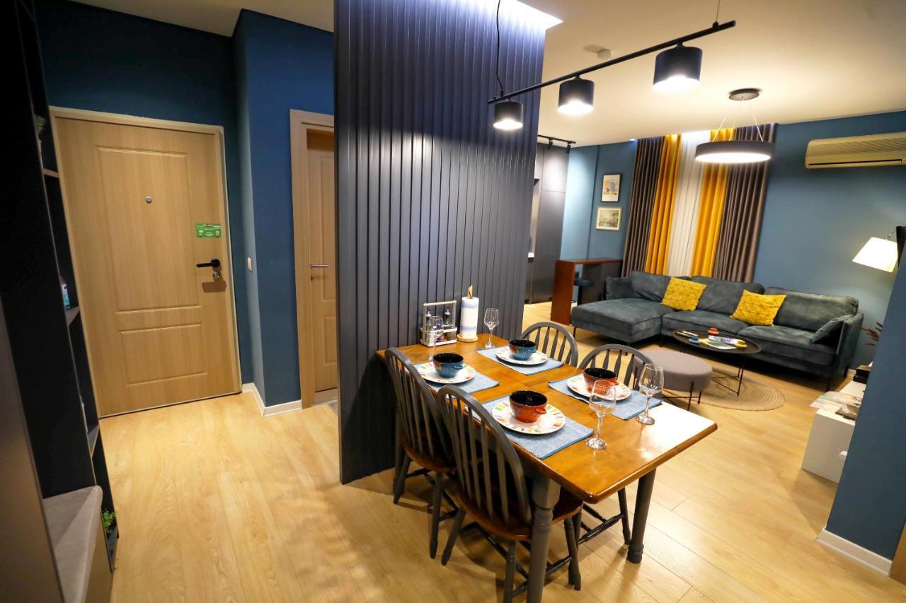 Center Apartment *
